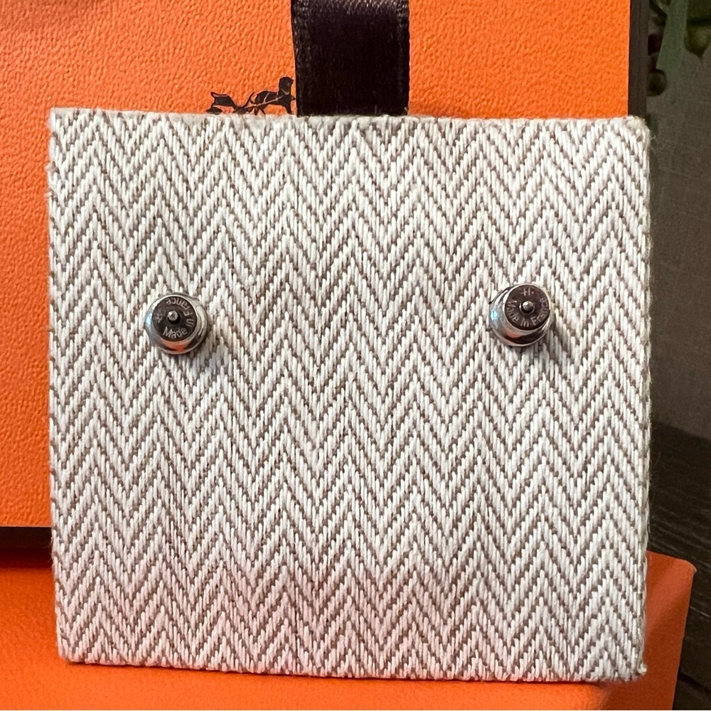 Hermes Mini Pop H Stud Earrings - Picture 6 of 11